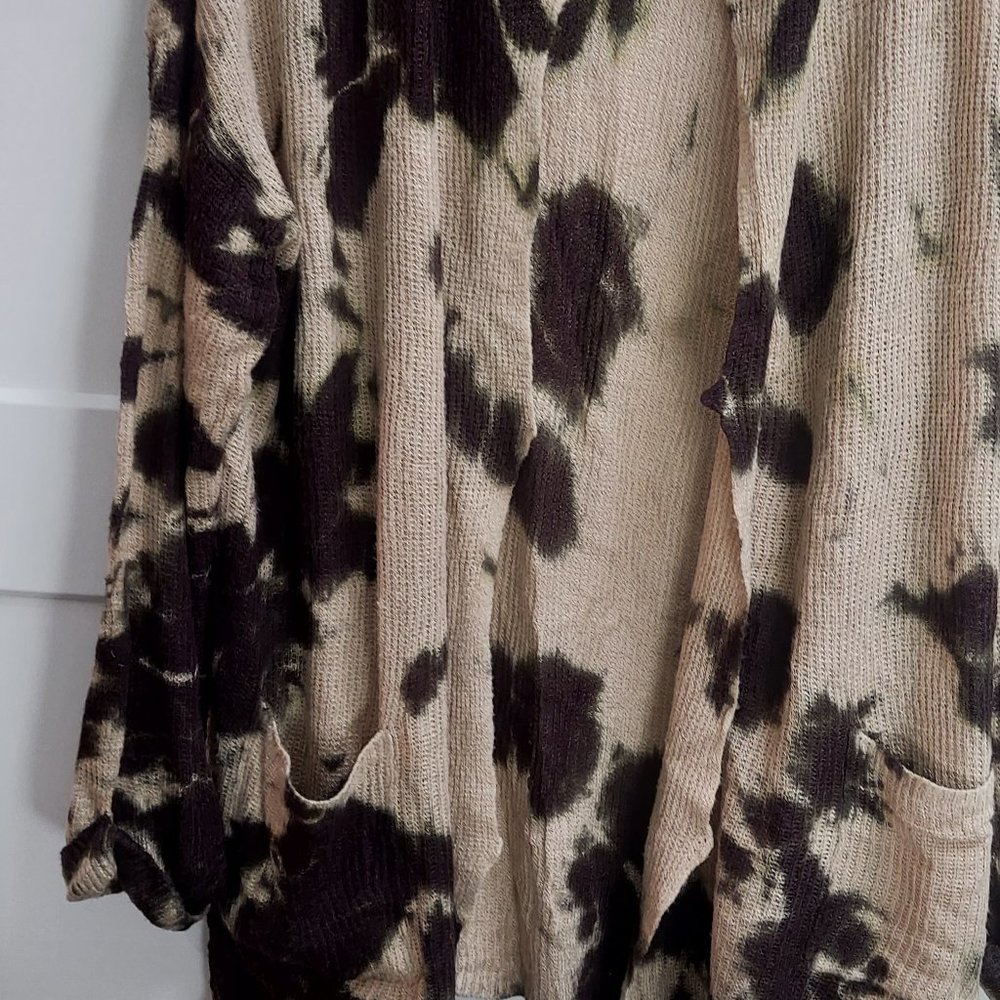 Lightweight sweater/cardigan